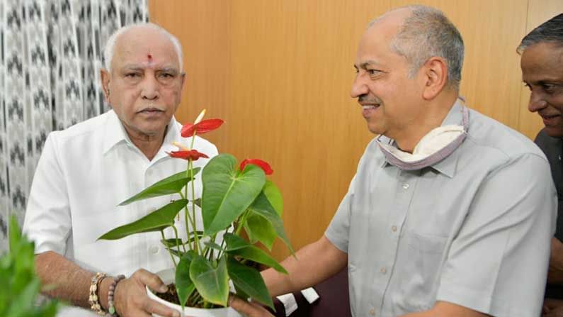 ಮುಖ್ಯಮಂತ್ರಿ ಯಡಿಯೂರಪ್ಪ 79ನೇ ಜನ್ಮದಿನಕ್ಕೆ ಕರೆ ಮಾಡಿ ಶುಭ ಕೋರಿದ ರಾಷ್ಟ್ರಪತಿ ಕೋವಿಂದ್, ಟ್ವಿಟರ್ನಲ್ಲಿ ಶುಭ ಕೋರಿದ ಗಣ್ಯರು ಮುಖ್ಯಮಂತ್ರಿ ಯಡಿಯೂರಪ್ಪ 79ನೇ ಜನ್ಮದಿನಕ್ಕೆ ಕರೆ ಮಾಡಿ ಶುಭ ಕೋರಿದ ರಾಷ್ಟ್ರಪತಿ ಕೋವಿಂದ್, ಟ್ವಿಟರ್ನಲ್ಲಿ ಶುಭ ಕೋರಿದ ಗಣ್ಯರು