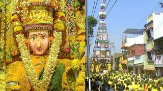 ದೇವಸ್ಥಾನದಲ್ಲೇ ಮಹಿಳೆ ಜೊತೆ ಅಸಭ್ಯ ವರ್ತನೆ, ಪ್ರಶ್ನಿಸಿದಕ್ಕೆ ಪತಿ ಕೈ ಬೆರಳು ಮುರಿದು ಹಲ್ಲೆ.. ಕಿಡಿಗೇಡಿಗಳ ಕೃತ್ಯ ಕಂಡೂ ಕಾಣದಂತೆ ನಿಂತ ಭಕ್ತರು