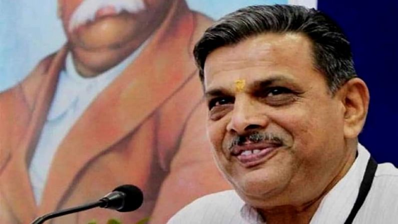 Dattatreya Hosabale: ಆರ್ಎಸ್ಎಸ್ ಪ್ರಧಾನ ಕಾರ್ಯದರ್ಶಿ ದತ್ತಾತ್ರೇಯ ಹೊಸಬಾಳೆ: ಮಿತಭಾಷಿ, ಮಧ್ಯಮ ಮಾರ್ಗಿ Dattatreya Hosabale: ಆರ್ಎಸ್ಎಸ್ ಪ್ರಧಾನ ಕಾರ್ಯದರ್ಶಿ ದತ್ತಾತ್ರೇಯ ಹೊಸಬಾಳೆ: ಮಿತಭಾಷಿ, ಮಧ್ಯಮ ಮಾರ್ಗಿ