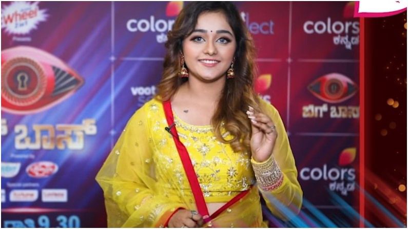 Bigg Boss Kannada Elimination: ಮೊದಲ ವಾರವೇ ಟಿಕ್ಟಾಕ್ ಸ್ಟಾರ್ ಧನುಶ್ರೀಯನ್ನು ಟಾರ್ಗೆಟ್ ಮಾಡಿದ್ದೇಕೆ ಬಿಗ್ ಬಾಸ್? Bigg Boss Kannada Elimination: ಮೊದಲ ವಾರವೇ ಟಿಕ್ಟಾಕ್ ಸ್ಟಾರ್ ಧನುಶ್ರೀಯನ್ನು ಟಾರ್ಗೆಟ್ ಮಾಡಿದ್ದೇಕೆ ಬಿಗ್ ಬಾಸ್?