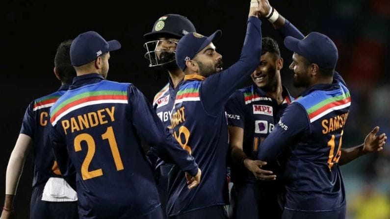 India vs England: ಇಂಗ್ಲೆಂಡ್ ವಿರುದ್ಧದ ಮೊದಲ T20 ಪಂದ್ಯಕ್ಕೆ ಟೀಂ ಇಂಡಿಯಾದ ಆಡುವ ಹನ್ನೊಂದರ ಬಳಗ ಹೀಗಿರಬಹುದು! India vs England: ಇಂಗ್ಲೆಂಡ್ ವಿರುದ್ಧದ ಮೊದಲ T20 ಪಂದ್ಯಕ್ಕೆ ಟೀಂ ಇಂಡಿಯಾದ ಆಡುವ ಹನ್ನೊಂದರ ಬಳಗ ಹೀಗಿರಬಹುದು!