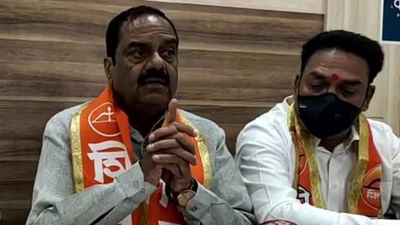 ಹಳದಿ, ಕೆಂಪು ಶಾಲು ಹಾಕಿದವರನ್ನು ಕಂಡಲ್ಲೇ ಹೊಡೀತಾರೆ ಮರಾಠಿಗರು.. ಎಂಇಎಸ್ ಪುಂಡನ ಗೊಡ್ಡು ಬೆದರಿಕೆ ಹಳದಿ, ಕೆಂಪು ಶಾಲು ಹಾಕಿದವರನ್ನು ಕಂಡಲ್ಲೇ ಹೊಡೀತಾರೆ ಮರಾಠಿಗರು.. ಎಂಇಎಸ್ ಪುಂಡನ ಗೊಡ್ಡು ಬೆದರಿಕೆ