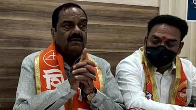 ಹಳದಿ, ಕೆಂಪು ಶಾಲು ಹಾಕಿದವರನ್ನು ಕಂಡಲ್ಲೇ ಹೊಡೀತಾರೆ ಮರಾಠಿಗರು.. ಎಂಇಎಸ್ ಪುಂಡನ ಗೊಡ್ಡು ಬೆದರಿಕೆ ಹಳದಿ, ಕೆಂಪು ಶಾಲು ಹಾಕಿದವರನ್ನು ಕಂಡಲ್ಲೇ ಹೊಡೀತಾರೆ ಮರಾಠಿಗರು.. ಎಂಇಎಸ್ ಪುಂಡನ ಗೊಡ್ಡು ಬೆದರಿಕೆ