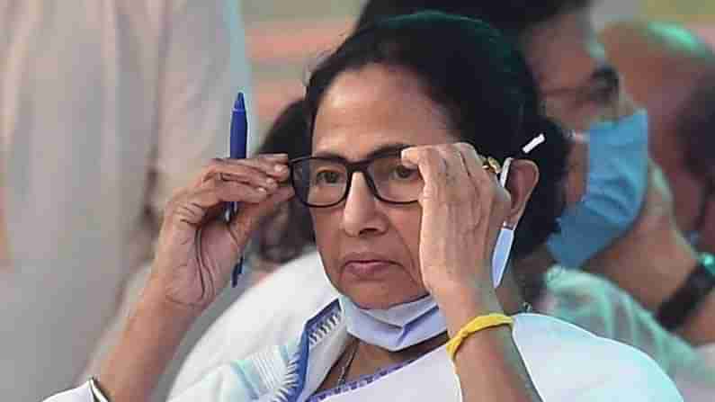 Mamata Banerjee Attacked: ಮಮತಾ ಬ್ಯಾನರ್ಜಿಯನ್ನು ಭೇಟಿ ಮಾಡಲು ಬಂದ ಬಿಜೆಪಿ ನಾಯಕರಿಗೆ ಅನುಮತಿ ನಿರಾಕರಿಸಿದ ವೈದ್ಯರು