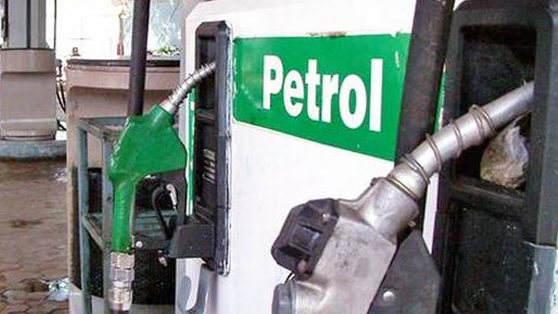 Petrol Diesel Rate Today: ಭೋಪಾಲ್​ನಲ್ಲಿ 100ರ ಗಡಿ ದಾಟಿದ ಪೆಟ್ರೋಲ್​ ದರ; ಕರ್ನಾಟಕದಲ್ಲಿ ತೈಲ ಬೆಲೆ ಎಷ್ಟಿದೆ ತಿಳಿಯಿರಿ