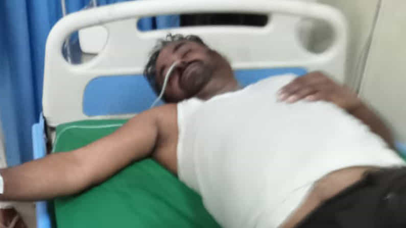 ಹಾವೇರಿ: ಡಿಪೋ ಮ್ಯಾನೇಜರ್ ಕಿರುಕುಳ ಆರೋಪ, ಅಮಾನತಾಗಿದ್ದ ಡ್ರೈವರ್ ಆತ್ಮಹತ್ಯೆಗೆ ಯತ್ನ ಹಾವೇರಿ: ಡಿಪೋ ಮ್ಯಾನೇಜರ್ ಕಿರುಕುಳ ಆರೋಪ, ಅಮಾನತಾಗಿದ್ದ ಡ್ರೈವರ್ ಆತ್ಮಹತ್ಯೆಗೆ ಯತ್ನ