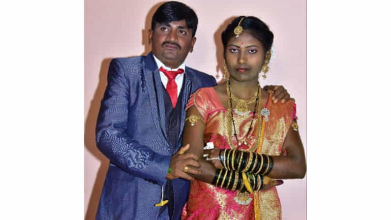 ಧಾರವಾಡದಲ್ಲಿ ನೇಣು ಬಿಗಿದುಕೊಂಡು ನವವಿವಾಹಿತೆ ಆತ್ಮಹತ್ಯೆ ಧಾರವಾಡದಲ್ಲಿ ನೇಣು ಬಿಗಿದುಕೊಂಡು ನವವಿವಾಹಿತೆ ಆತ್ಮಹತ್ಯೆ