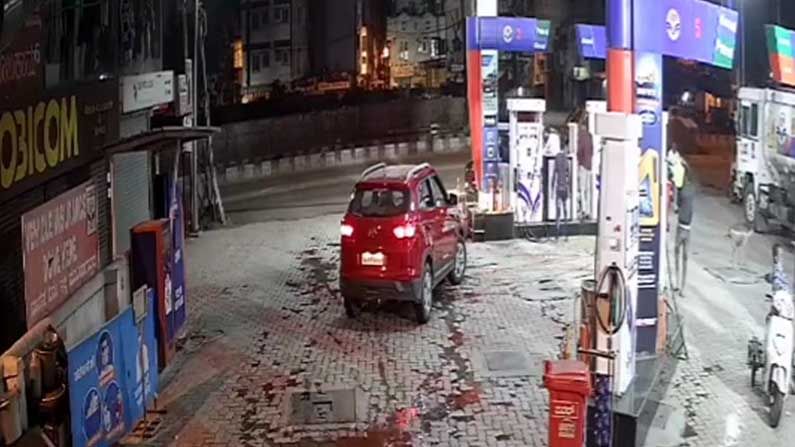 petrol bunk attack 