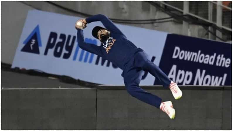 India vs England: ಕನ್ನಡಿಗ ಕೆ.ಎಲ್ ರಾಹುಲ್ ಸೂಪರ್ಮ್ಯಾನ್ ಫೀಲ್ಡಿಂಗ್ಗೆ ನೆಟ್ಟಿಗರಿಂದ ಶಹಬ್ಬಾಸ್ಗಿರಿ.. ವಿಡಿಯೋ ನೋಡಿ!