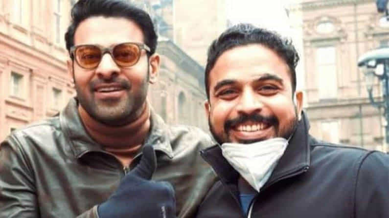 ರಾಧೆ ಶ್ಯಾಮ್ ನಿರ್ದೇಶಕನ ವಿರುದ್ಧ ಪೊಲೀಸರಿಗೆ ಕಂಪ್ಲೆಂಟ್ ನೀಡಿದ ಪ್ರಭಾಸ್ ಫ್ಯಾನ್ಸ್ !