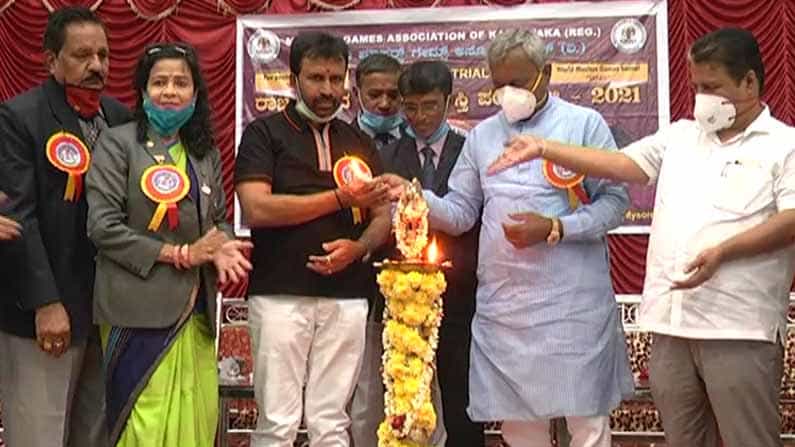 ಮಾಸ್ಟರ್ ಗೇಮ್ಸ್ ಅಸೋಸಿಯೇಷನ್ ಆಫ್ ಕರ್ನಾಟಕ ಸಹಯೋಗದಲ್ಲಿ ರಾಜ್ಯಮಟ್ಟದ ಹಿರಿಯರ ಕುಸ್ತಿ ಆರಂಭ ಮಾಸ್ಟರ್ ಗೇಮ್ಸ್ ಅಸೋಸಿಯೇಷನ್ ಆಫ್ ಕರ್ನಾಟಕ ಸಹಯೋಗದಲ್ಲಿ ರಾಜ್ಯಮಟ್ಟದ ಹಿರಿಯರ ಕುಸ್ತಿ ಆರಂಭ
