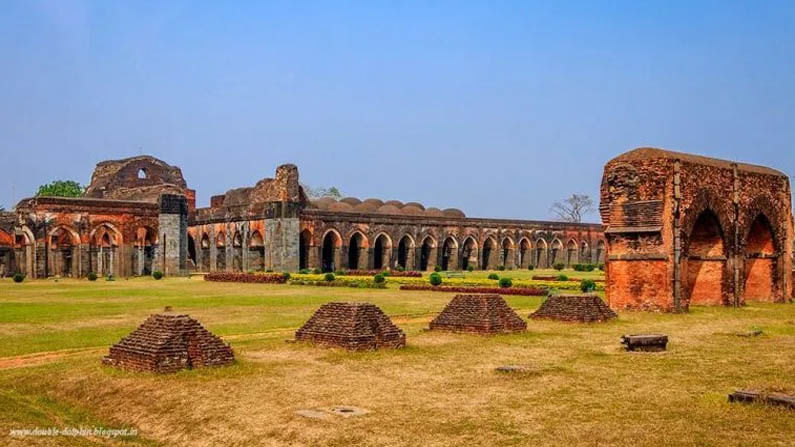 ADINA MASJID WEST BENGAL