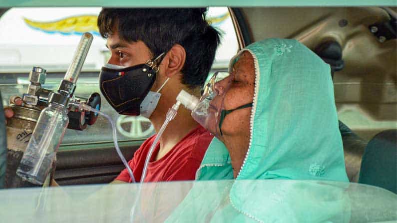 Coronavirus India Update: ಭಾರತದಲ್ಲಿ ಕಳೆದ 24 ಗಂಟೆಗಳಲ್ಲಿ 3,293 ಕೊವಿಡ್ ರೋಗಿಗಳು ಸಾವು, ದೆಹಲಿಯಲ್ಲಿ ಆಕ್ಸಿಜನ್ಗಾಗಿ ಪರದಾಟ Coronavirus India Update: ಭಾರತದಲ್ಲಿ ಕಳೆದ 24 ಗಂಟೆಗಳಲ್ಲಿ 3,293 ಕೊವಿಡ್ ರೋಗಿಗಳು ಸಾವು, ದೆಹಲಿಯಲ್ಲಿ ಆಕ್ಸಿಜನ್ಗಾಗಿ ಪರದಾಟ