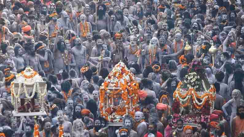 ಕುಂಭಮೇಳದಲ್ಲಿ ಭಾಗವಹಿಸಿದ್ದ ನಿರ್ವಾನಿ ಅಖಾಡದ ನಾಯಕ ಕೊವಿಡ್​ನಿಂದ ಸಾವು; ಮೇಳದಿಂದ ನಿರ್ಗಮಿಸಲು ಎರಡು ಅಖಾಡ ನಿರ್ಧಾರ