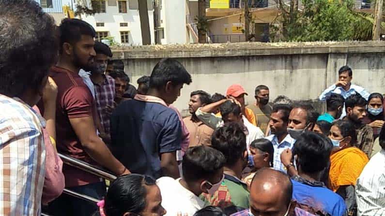ತುಮಕೂರು: ಕೆರೆಯಲ್ಲಿ ಈಜಲು ತೆರಳಿದ್ದ ಮೂವರು ಬಾಲಕರು ನೀರುಪಾಲು ತುಮಕೂರು: ಕೆರೆಯಲ್ಲಿ ಈಜಲು ತೆರಳಿದ್ದ ಮೂವರು ಬಾಲಕರು ನೀರುಪಾಲು