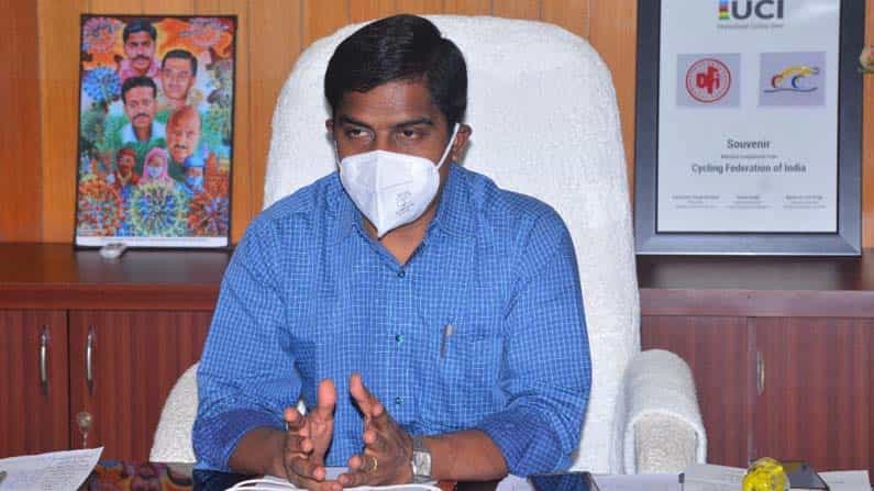 ಬೇರೆ ಸ್ಥಳಗಳಿಂದ ಆಗಮಿಸುವ ಸಾರ್ವಜನಿಕರು ಮನೆಯಲ್ಲಿಯೇ ಇರಿ; ಗದಗ ಜಿಲ್ಲಾಧಿಕಾರಿ ಮನವಿ ಬೇರೆ ಸ್ಥಳಗಳಿಂದ ಆಗಮಿಸುವ ಸಾರ್ವಜನಿಕರು ಮನೆಯಲ್ಲಿಯೇ ಇರಿ; ಗದಗ ಜಿಲ್ಲಾಧಿಕಾರಿ ಮನವಿ
