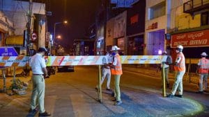 ಬಿಎಂಡಬ್ಲ್ಯು ಕಾರ್​ನಲ್ಲಿ ಬಂದ ಯುವಕನಿಂದ ಪೊಲೀಸರ ಜೊತೆ ವಾಗ್ವಾದ; ಕಪಾಳಮೋಕ್ಷ ಮಾಡಿದ ಲೇಡಿ ಪೋಲಿಸ್: ವಿಡಿಯೋ ನೋಡಿ