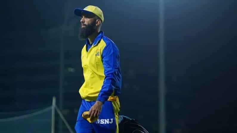 IPL 2021: ದಯವಿಟ್ಟು ನನ್ನ ಜರ್ಸಿಯಲ್ಲಿರುವ ಆಲ್ಕೋಹಾಲ್ ಬ್ರಾಂಡ್ ಲೋಗೋ ತೆಗೆಯಿರಿ! ಮೊಯೀನ್ ಅಲಿಯ ಈ ನಿರ್ಧಾರಕ್ಕೆ ಬಲವಾದ ಕಾರಣವಿದೆ IPL 2021: ದಯವಿಟ್ಟು ನನ್ನ ಜರ್ಸಿಯಲ್ಲಿರುವ ಆಲ್ಕೋಹಾಲ್ ಬ್ರಾಂಡ್ ಲೋಗೋ ತೆಗೆಯಿರಿ! ಮೊಯೀನ್ ಅಲಿಯ ಈ ನಿರ್ಧಾರಕ್ಕೆ ಬಲವಾದ ಕಾರಣವಿದೆ