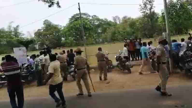 Police Lathi Charge on transport employees