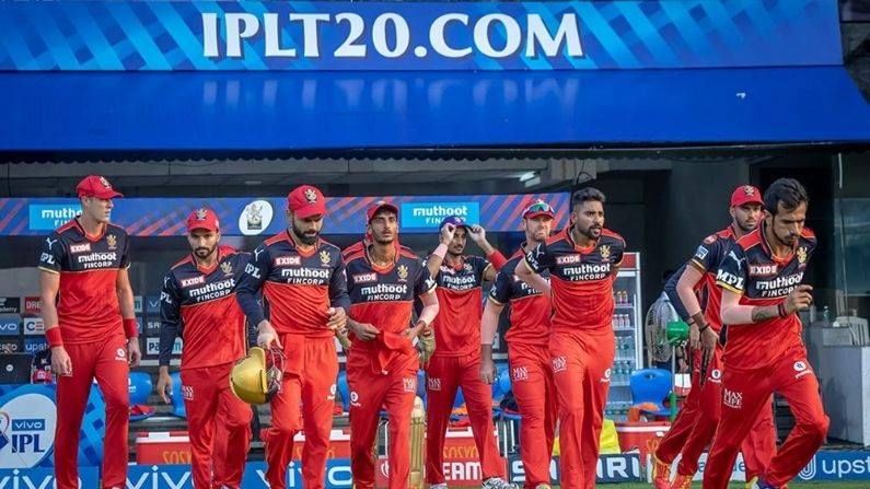 RCB Record: ಹ್ಯಾಟ್ರಿಕ್ ಗೆಲುವಿನೊಂದಿಗೆ ಐಪಿಎಲ್ ಇತಿಹಾಸದಲ್ಲೇ ಇದುವರೆಗೆ ಮಾಡಿರದ ದಾಖಲೆಯೊಂದನ್ನು ತಮ್ಮ ಖಾತೆಗೆ ಹಾಕಿಕೊಂಡ ಆರ್ಸಿಬಿ!