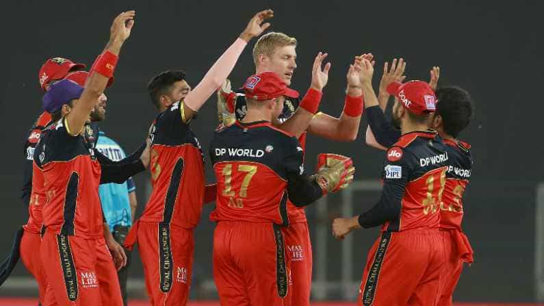 IPL 2021 Points Table: ಅಂಕಪಟ್ಟಿಯಲ್ಲಿ ಆರ್ಸಿಬಿ ಸುಲ್ತಾನ್; ಮತ್ತೆ ಮೊದಲ ಸ್ಥಾನಕ್ಕೇರಿದ ಕೊಹ್ಲಿ ಪಡೆ! IPL 2021 Points Table: ಅಂಕಪಟ್ಟಿಯಲ್ಲಿ ಆರ್ಸಿಬಿ ಸುಲ್ತಾನ್; ಮತ್ತೆ ಮೊದಲ ಸ್ಥಾನಕ್ಕೇರಿದ ಕೊಹ್ಲಿ ಪಡೆ!