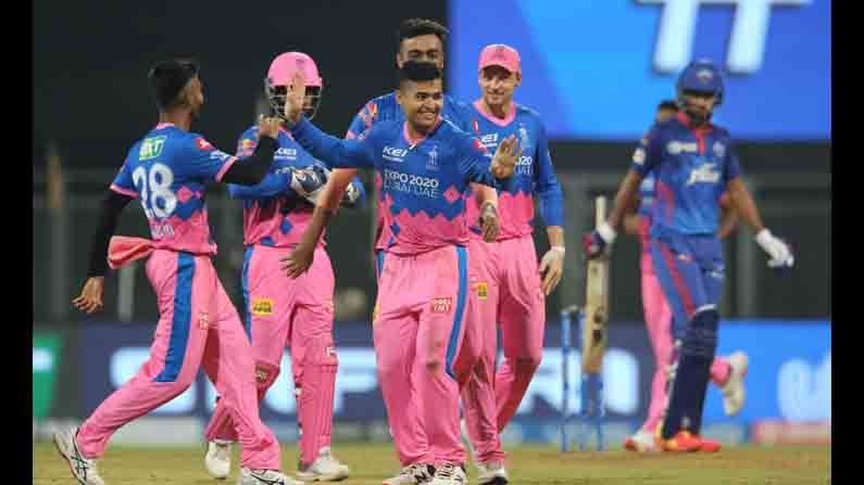 RR vs DC, IPL 2021: ರಿಷಭ್ ಪಂತ್ ರನೌಟ್ ಮಾಡಿ ಮೈದಾನದಲ್ಲೇ ಸ್ಟೆಪ್ ಹಾಕಿದ ಪರಾಗ್!