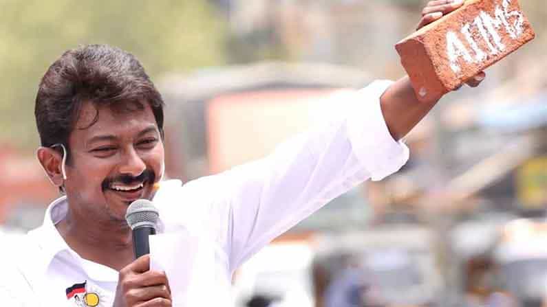 Tamil Nadu Assembly polls: ಸ್ಟಾಲಿನ್ ಪುತ್ರ ಉದಯನಿಧಿ ವಿರುದ್ಧ ಚುನಾವಣಾ ಆಯೋಗಕ್ಕೆ ಎರಡೆರಡು ದೂರುಗಳು Tamil Nadu Assembly polls: ಸ್ಟಾಲಿನ್ ಪುತ್ರ ಉದಯನಿಧಿ ವಿರುದ್ಧ ಚುನಾವಣಾ ಆಯೋಗಕ್ಕೆ ಎರಡೆರಡು ದೂರುಗಳು