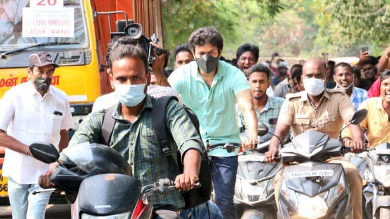 Thalapathy Vijay: ಮತಗಟ್ಟೆ ಮನೆ ಪಕ್ಕದಲ್ಲಿರುವ ಕಾರಣ ನಟ ವಿಜಯ್ ಸೈಕಲ್​ನಲ್ಲಿ ಬಂದಿದ್ದು, ಬೇರೆ ಅರ್ಥ ಕಲ್ಪಿಸಬೇಡಿ; ಸಾರ್ವಜನಿಕ ಸಂಪರ್ಕಾಧಿಕಾರಿಯಿಂದ ಸ್ಪಷ್ಟನೆ