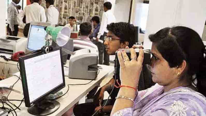 Aadhaar Card: ಆಧಾರ್​ನಲ್ಲಿ ಫೋಟೋ ಅಪ್​ಡೇಟ್ ಮಾಡುವುದು ಹೇಗೆ? ಇಲ್ಲಿದೆ ಹಂತಹಂತವಾದ ಮಾಹಿತಿ