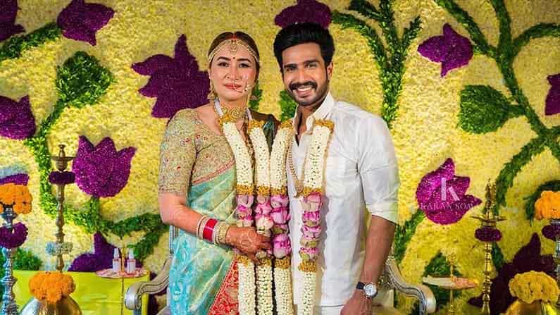 ಕೊರೊನಾ ಮಧ್ಯೆಯೇ ಸಿಂಪಲ್ ಆಗಿ ನೆರವೇರಿದ ಜ್ವಾಲಾ ಗುಟ್ಟಾ-ವಿಷ್ಣು ವಿಶಾಲ್ ಮದುವೆ ಕೊರೊನಾ ಮಧ್ಯೆಯೇ ಸಿಂಪಲ್ ಆಗಿ ನೆರವೇರಿದ ಜ್ವಾಲಾ ಗುಟ್ಟಾ-ವಿಷ್ಣು ವಿಶಾಲ್ ಮದುವೆ
