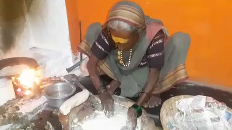 102 ವರ್ಷ ವಯಸ್ಸಾದರೂ ಉತ್ಸಾಹ ಕಳೆದುಕೊಳ್ಳದ ಬಾಗಲಕೋಟೆ ಮಹಿಳೆ; ತಮ್ಮ ಕಾರ್ಯದ ಮೂಲಕ ಇತರರಿಗೆ ಮಾದರಿ