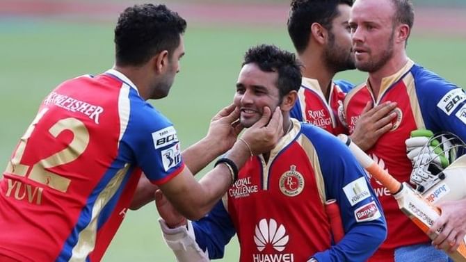 IPL 2021: ಕೊಹ್ಲಿ ಕೆಟ್ಟ ನಾಯಕ! ವಿರಾಟ್ಗಿಂತ ರೋಹಿತ್ಗೆ ಉತ್ತಮ ನಾಯಕನಾಗುವ ಸಾಮರ್ಥ್ಯವಿದೆ: ಪಾರ್ಥಿವ್ ಪಟೇಲ್ IPL 2021: ಕೊಹ್ಲಿ ಕೆಟ್ಟ ನಾಯಕ! ವಿರಾಟ್ಗಿಂತ ರೋಹಿತ್ಗೆ ಉತ್ತಮ ನಾಯಕನಾಗುವ ಸಾಮರ್ಥ್ಯವಿದೆ: ಪಾರ್ಥಿವ್ ಪಟೇಲ್