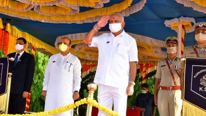 ಪೊಲೀಸ್ ಧ್ವಜ ದಿನಾಚರಣೆ ಕಾರ್ಯಕ್ರಮ; ಕ್ಲಿಷ್ಟ ಪರಿಸ್ಥಿತಿಯಲ್ಲೂ ಚಾಣಾಕ್ಷತೆ ಮೆರೆದಿದ್ದಾರೆ ನಮ್ಮ ಪೊಲೀಸರು - ಬಸವರಾಜ್ ಬೊಮ್ಮಾಯಿ ಪೊಲೀಸ್ ಧ್ವಜ ದಿನಾಚರಣೆ ಕಾರ್ಯಕ್ರಮ; ಕ್ಲಿಷ್ಟ ಪರಿಸ್ಥಿತಿಯಲ್ಲೂ ಚಾಣಾಕ್ಷತೆ ಮೆರೆದಿದ್ದಾರೆ ನಮ್ಮ ಪೊಲೀಸರು - ಬಸವರಾಜ್ ಬೊಮ್ಮಾಯಿ