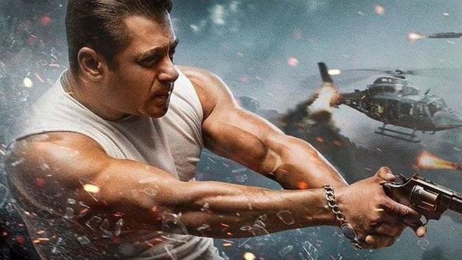 Salman Khan: ರಾಧೆ ಚಿತ್ರಕ್ಕೆ 21 ಕಡೆ ಕತ್ತರಿ; ಸಲ್ಮಾನ್ ಖಾನ್ ಸಿನಿಮಾದಲ್ಲಿ ಅಂಥದ್ದೇನಿದೆ? Salman Khan: ರಾಧೆ ಚಿತ್ರಕ್ಕೆ 21 ಕಡೆ ಕತ್ತರಿ; ಸಲ್ಮಾನ್ ಖಾನ್ ಸಿನಿಮಾದಲ್ಲಿ ಅಂಥದ್ದೇನಿದೆ?