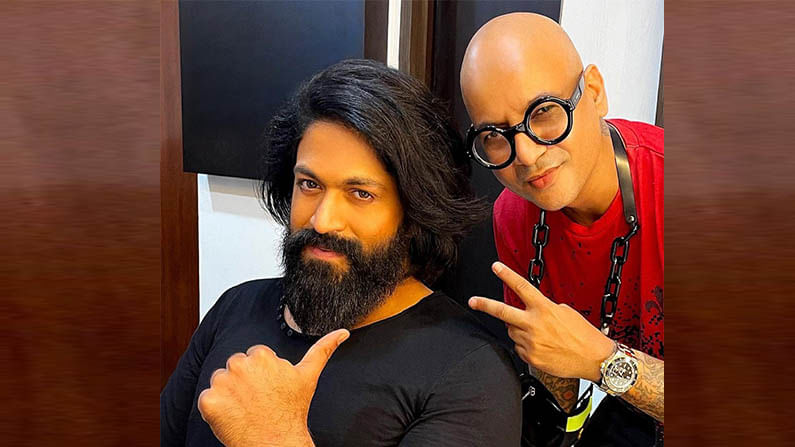 Yash: ಸೆಲೆಬ್ರಿಟಿ ಸ್ಟೈಲಿಸ್ಟ್​ ಆಲಿಮ್​ ಪಾರ್ಲರ್​ನಲ್ಲಿ ಯಶ್​; ರಾಕಿಂಗ್​ ಸ್ಟಾರ್​ ಲುಕ್​ ಬದಲಾಗಿ ಹೋಯ್ತು