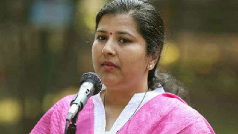 ‘ಸುವರ್ಣಸೌಧವನ್ನು ಕೊವಿಡ್ ಕೇರ್ ಸೆಂಟರ್ ಮಾಡಿ’ ಎಂದು ಸಿಎಂಗೆ ಪತ್ರ ಬರೆದ ಶಾಸಕಿ ಅಂಜಲಿ ನಿಂಬಾಳ್ಕರ್ ‘ಸುವರ್ಣಸೌಧವನ್ನು ಕೊವಿಡ್ ಕೇರ್ ಸೆಂಟರ್ ಮಾಡಿ’ ಎಂದು ಸಿಎಂಗೆ ಪತ್ರ ಬರೆದ ಶಾಸಕಿ ಅಂಜಲಿ ನಿಂಬಾಳ್ಕರ್