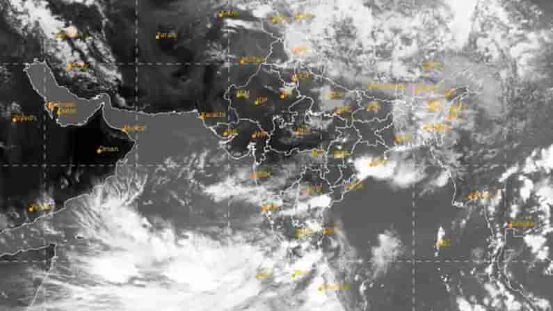 Cyclone Tauktae: ಕರ್ನಾಟಕದ ಕೆಲವೆಡೆ 20 ಸೆಂ.ಮೀಗೂ ಅಧಿಕ ಮಳೆ, ತೌಕ್ತೆ ಅಬ್ಬರಕ್ಕೆ ಕೆಲವು ಪ್ರದೇಶಗಳಲ್ಲಿ ರೆಡ್​ ಅಲರ್ಟ್​