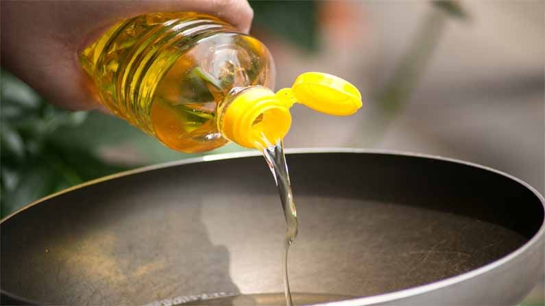 Edible oil: ಅಡುಗೆಗೆ ಬಳಸುವ ಎಣ್ಣೆ ಬೆಲೆಯಲ್ಲಿ ಆಗಲಿದೆ ಇಳಿಕೆ; ಕೇಂದ್ರ ಸರ್ಕಾರ ಕೈಗೊಂಡಿದೆ ಮಹತ್ತರ ತೀರ್ಮಾನ