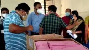 Assembly Election Results 2021: ಅಂಚೆ ಮತಗಳ ಎಣಿಕೆ; ಪಶ್ಚಿಮ ಬಂಗಾಳದ 7 ಸೀಟುಗಳಲ್ಲಿ ಟಿಎಂಸಿ, ಕೇರಳದ 3 ಸೀಟುಗಳಲ್ಲಿ ಕಾಂಗ್ರೆಸ್ ಮುನ್ನಡೆ