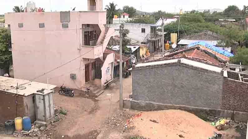 ಕೊರೊನಾ ಅಲ್ಲ; ಬೇರೆ ಕಾಯಿಲೆಗಳಿಂದ ಸಂವಸುದ್ದಿ ಗ್ರಾಮದಲ್ಲಿ ಒಂದೇ ತಿಂಗಳಲ್ಲಿ 70 ಮಂದಿ ಸಾವು ಕೊರೊನಾ ಅಲ್ಲ; ಬೇರೆ ಕಾಯಿಲೆಗಳಿಂದ ಸಂವಸುದ್ದಿ ಗ್ರಾಮದಲ್ಲಿ ಒಂದೇ ತಿಂಗಳಲ್ಲಿ 70 ಮಂದಿ ಸಾವು