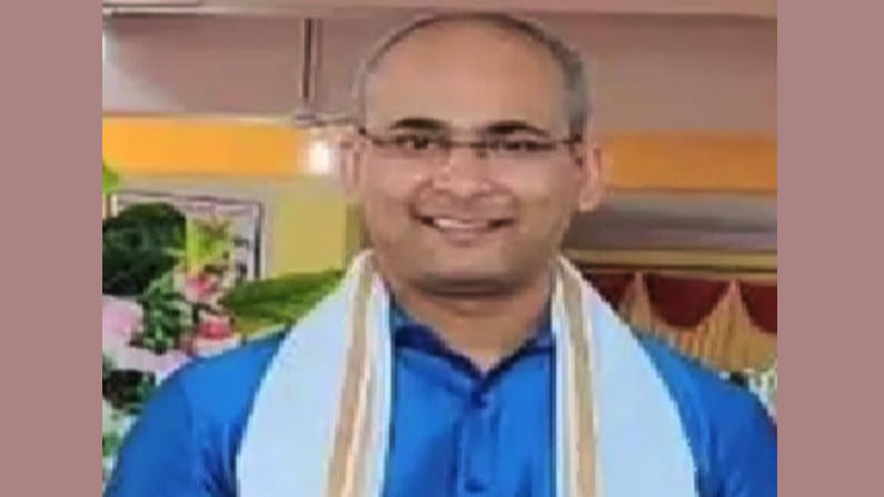 ಬೆಳಗಾವಿ ಗೋಲ್ಡ್ ಸ್ಮಂಗ್ಲಿಂಗ್ ಪ್ರಕರಣಕ್ಕೆ ಹೊಸ ತಿರುವು ಬೆಳಗಾವಿ ಗೋಲ್ಡ್ ಸ್ಮಂಗ್ಲಿಂಗ್ ಪ್ರಕರಣಕ್ಕೆ ಹೊಸ ತಿರುವು