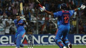 MS Dhoni's hits winning shot in 2011 WC