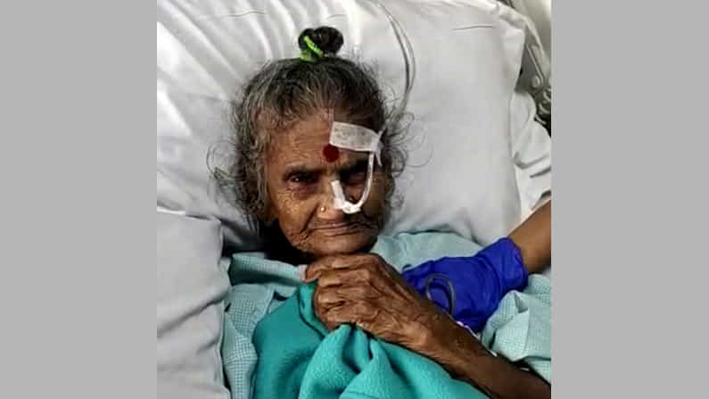 ಕೊರೊನಾ ವಿರುದ್ಧ ಹೋರಾಡಿ ಗೆದ್ದ 107 ವರ್ಷದ ವೃದ್ಧೆ; ಬೆಂಗಳೂರಿನ ಆಸ್ಪತ್ರೆಯಿಂದ ಇಂದು ಶತಾಯುಷಿ ಡಿಸ್ಚಾರ್ಜ್ ಕೊರೊನಾ ವಿರುದ್ಧ ಹೋರಾಡಿ ಗೆದ್ದ 107 ವರ್ಷದ ವೃದ್ಧೆ; ಬೆಂಗಳೂರಿನ ಆಸ್ಪತ್ರೆಯಿಂದ ಇಂದು ಶತಾಯುಷಿ ಡಿಸ್ಚಾರ್ಜ್