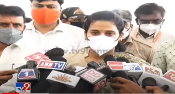 ಚಾಮರಾಜನಗರದಲ್ಲಿ ಆಕ್ಸಿಜನ್ ಇಲ್ಲದೆ ಕೋವಿಡ್ ಸರಣಿ ಸಾವು : ನಾನು ತಪ್ಪು ಮಾಡಿಲ್ಲ - ಭಾವುಕರಾದ DC ರೋಹಿಣಿ ಸಿಂಧೂರಿ ಚಾಮರಾಜನಗರದಲ್ಲಿ ಆಕ್ಸಿಜನ್ ಇಲ್ಲದೆ ಕೋವಿಡ್ ಸರಣಿ ಸಾವು : ನಾನು ತಪ್ಪು ಮಾಡಿಲ್ಲ - ಭಾವುಕರಾದ DC ರೋಹಿಣಿ ಸಿಂಧೂರಿ