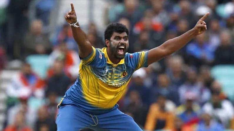 Thisara Perera: ಅಂತರರಾಷ್ಟ್ರೀಯ ಕ್ರಿಕೆಟ್ಗೆ ದಿಢೀರ್ ಗುಡ್ಬೈ ಹೇಳಿದ ಶ್ರೀಲಂಕಾ ತಂಡದ ಸ್ಟಾರ್ ಆಲ್ರೌಂಡರ್ ತಿಸರಾ ಪೆರೆರಾ Thisara Perera: ಅಂತರರಾಷ್ಟ್ರೀಯ ಕ್ರಿಕೆಟ್ಗೆ ದಿಢೀರ್ ಗುಡ್ಬೈ ಹೇಳಿದ ಶ್ರೀಲಂಕಾ ತಂಡದ ಸ್ಟಾರ್ ಆಲ್ರೌಂಡರ್ ತಿಸರಾ ಪೆರೆರಾ