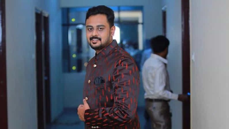 ಹಸೆಮಣೆ ಏರಬೇಕಿದ್ದ ವರ ಕೊರೊನಾಗೆ ಬಲಿ; ಬೆಂಗಳೂರಿನಲ್ಲಿ 28 ವರ್ಷದ ಯುವಕನ ಸಾವು ಹಸೆಮಣೆ ಏರಬೇಕಿದ್ದ ವರ ಕೊರೊನಾಗೆ ಬಲಿ; ಬೆಂಗಳೂರಿನಲ್ಲಿ 28 ವರ್ಷದ ಯುವಕನ ಸಾವು