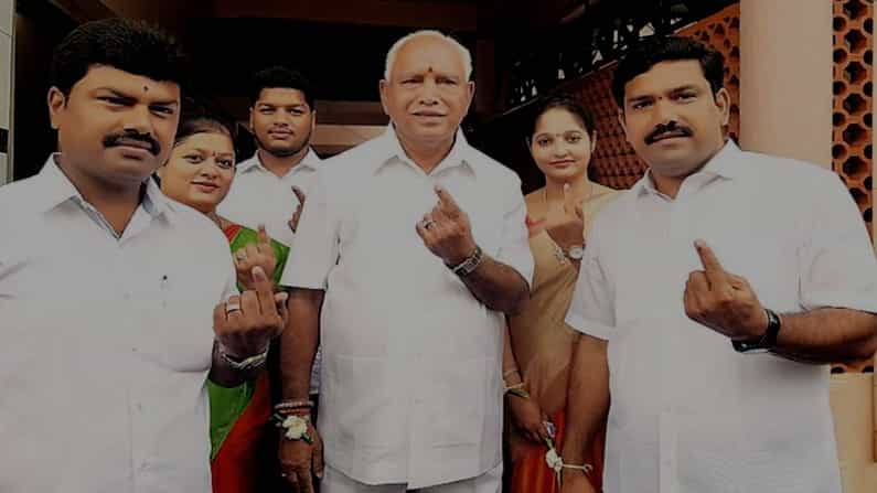 ರಾಘವೇಂದ್ರ ಕೇಂದ್ರ ಸಚಿವ, ವಿಜಯೇಂದ್ರ ಹಾನಗಲ್ ಕ್ಷೇತ್ರದಿಂದ ಸ್ಪರ್ಧೆ? ಯಡಿಯೂರಪ್ಪ ಕುಟುಂಬದಲ್ಲಿ ಹೀಗೊಂದು ಲೆಕ್ಕಾಚಾರ... ರಾಘವೇಂದ್ರ ಕೇಂದ್ರ ಸಚಿವ, ವಿಜಯೇಂದ್ರ ಹಾನಗಲ್ ಕ್ಷೇತ್ರದಿಂದ ಸ್ಪರ್ಧೆ? ಯಡಿಯೂರಪ್ಪ ಕುಟುಂಬದಲ್ಲಿ ಹೀಗೊಂದು ಲೆಕ್ಕಾಚಾರ...