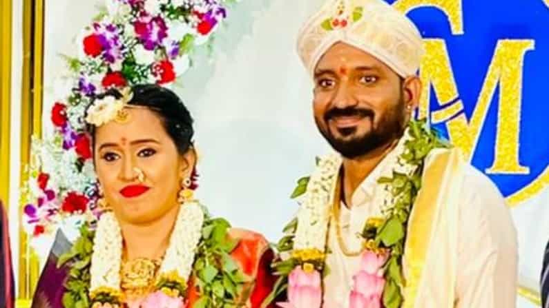 ಸಪ್ತಪದಿ ತುಳಿದ ಬಹದ್ದೂರ್, ಭರ್ಜರಿ ನಿರ್ದೇಶಕ ಚೇತನ್ ಕುಮಾರ್; ಕೈ ಹಿಡಿದ ಹುಡುಗಿ ಯಾರು? ಸಪ್ತಪದಿ ತುಳಿದ ಬಹದ್ದೂರ್, ಭರ್ಜರಿ ನಿರ್ದೇಶಕ ಚೇತನ್ ಕುಮಾರ್; ಕೈ ಹಿಡಿದ ಹುಡುಗಿ ಯಾರು?