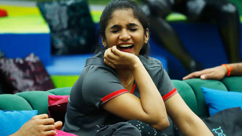 Divya Uruduga: ಕನ್ನಡ ಬಿಗ್ ಬಾಸ್ ಸೀಸನ್ 8ರಲ್ಲಿ ಹೊಸ ದಾಖಲೆ ಬರೆದ ದಿವ್ಯಾ ಉರುಡುಗ Divya Uruduga: ಕನ್ನಡ ಬಿಗ್ ಬಾಸ್ ಸೀಸನ್ 8ರಲ್ಲಿ ಹೊಸ ದಾಖಲೆ ಬರೆದ ದಿವ್ಯಾ ಉರುಡುಗ