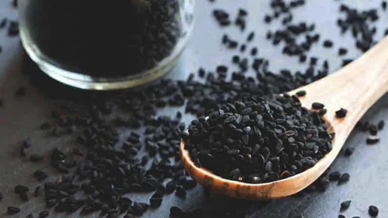 Kalonji Seeds: ಕಪ್ಪು ಜೀರಿಗೆಯಲ್ಲಿದೆ ನಿಮಗೆ ತಿಳಿಯದ ಪ್ರಮುಖ ಆರು ಪ್ರಯೋಜಗಳು Kalonji Seeds: ಕಪ್ಪು ಜೀರಿಗೆಯಲ್ಲಿದೆ ನಿಮಗೆ ತಿಳಿಯದ ಪ್ರಮುಖ ಆರು ಪ್ರಯೋಜಗಳು
